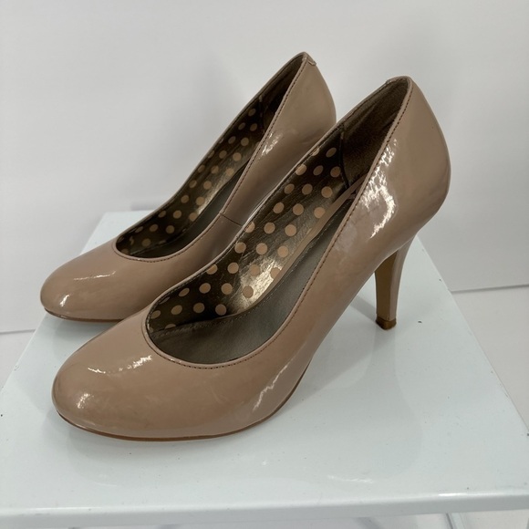 Fergalicious By Fergie Vintage Heels Size 6.5 - Picture 1 of 7